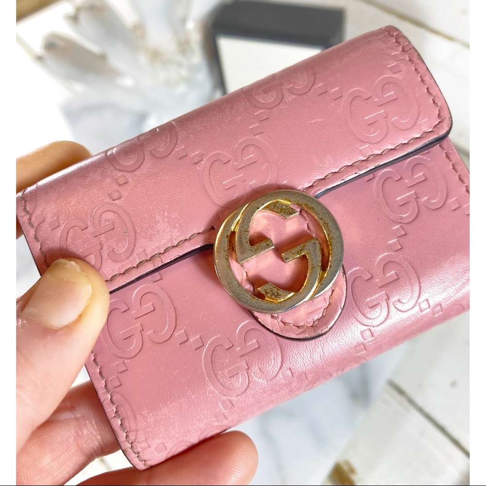 Gucci Guccissima Icon Signature 6 Key Holder - Picture 1 of 11